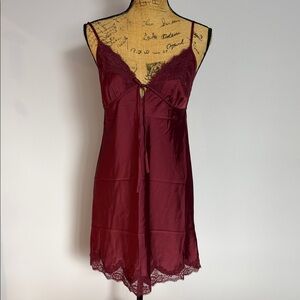 Abercrombie & Fitch Wine Lace Trim Chemise Sleepwear NWT